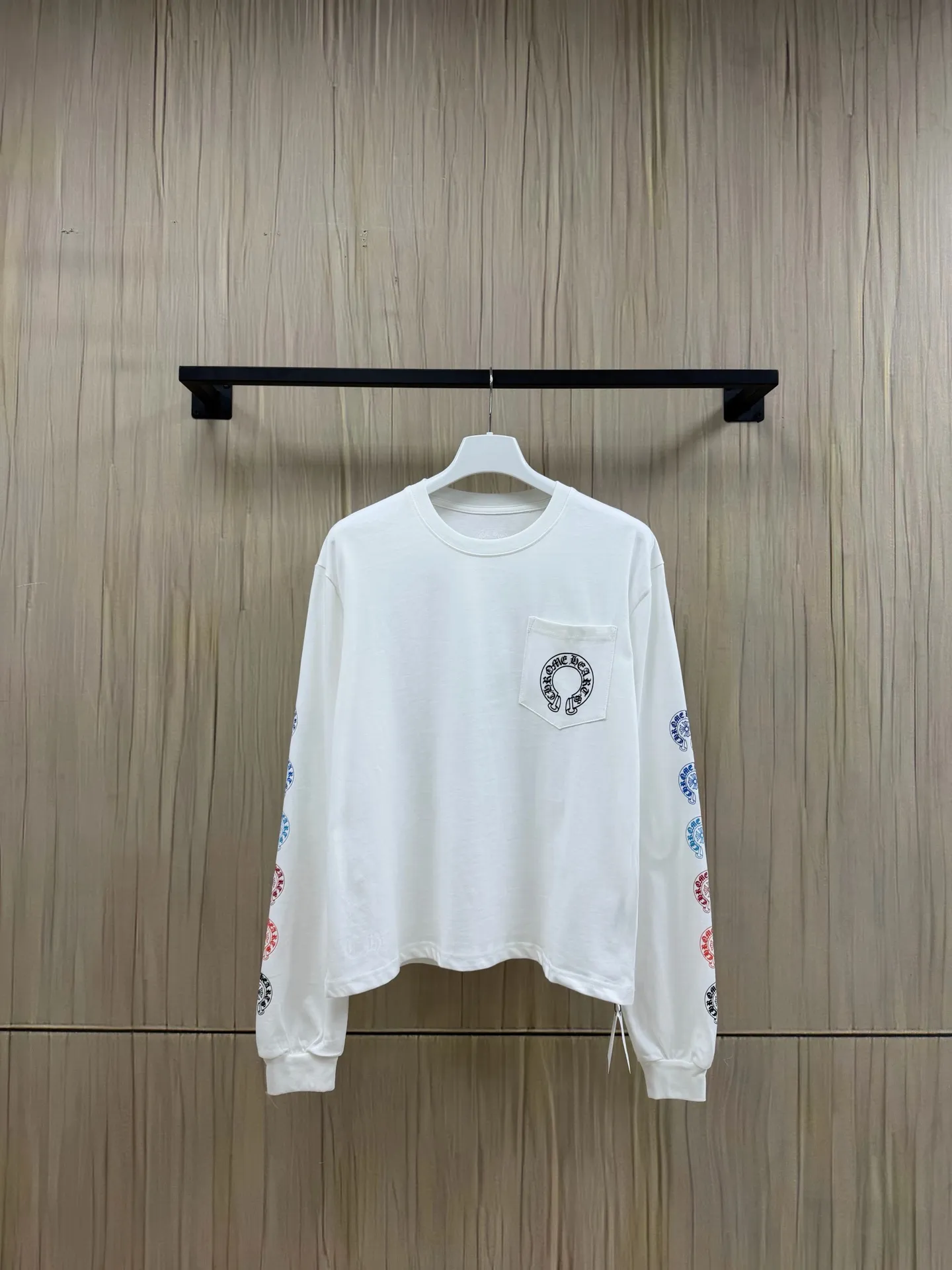 。【 In Stock】Chrome Hearts size S M L XL Chrome Hearts 32 ， 190G， ， ， ， 、 ， 。 ， ， ， Classic ， ， 。 ， ， 、 ， 。 YB ， ， 。 ， ， 。 ， ， ， ， ， ， ， Classic 。 ， ， Same Style ， ， ， ， Same Style。